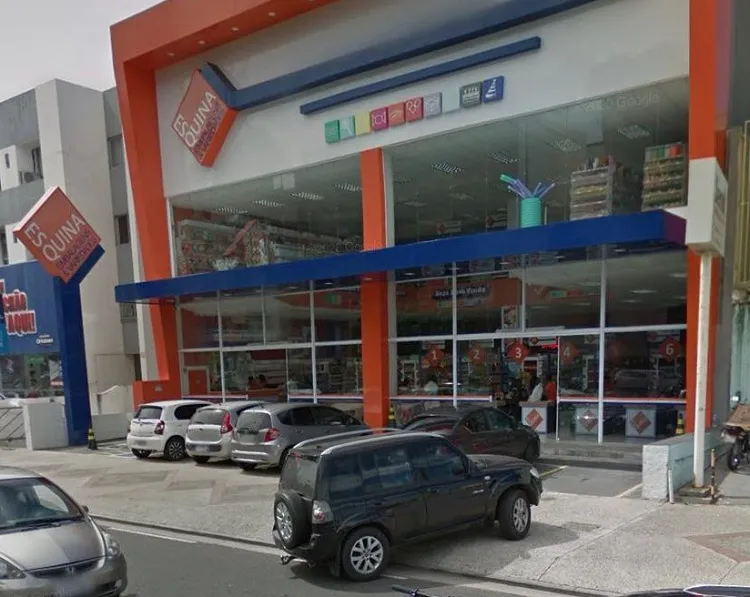 De acordo com a PM, indivíduos invadiram o estabelecimento furtaram diversos materiais | Foto: Reprodução | Google Street View