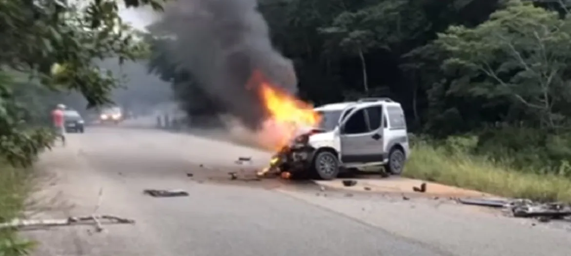 Motoristas reclamam de buracos na via | Foto: Reprodução | Radar64