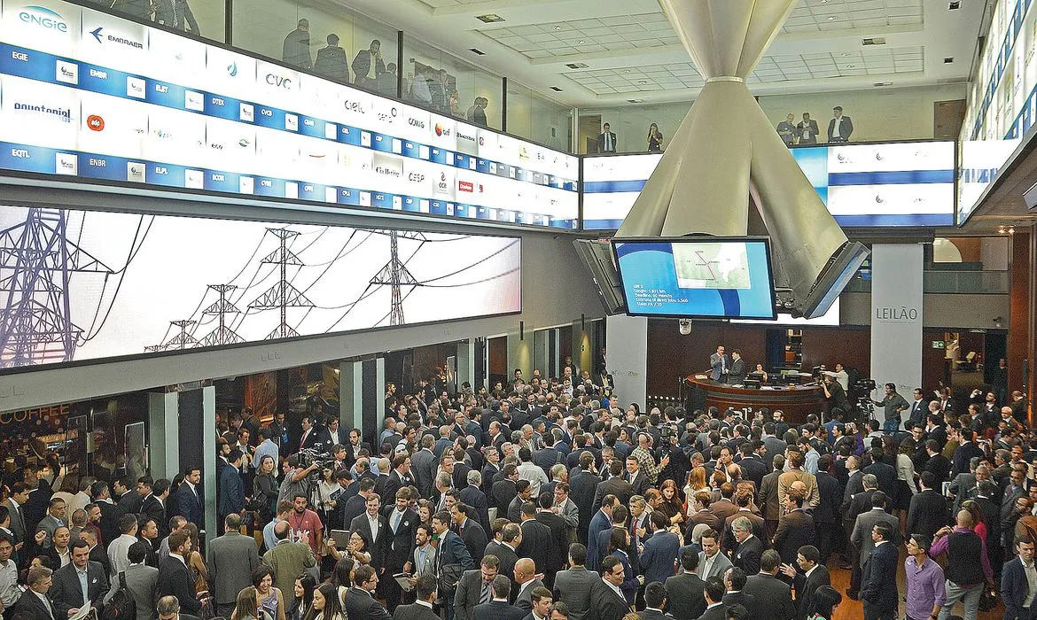 Ibovespa fechou em alta de 0,60%, a 96.125 pontos | Foto: Rovena Rosa | Agência Brasil