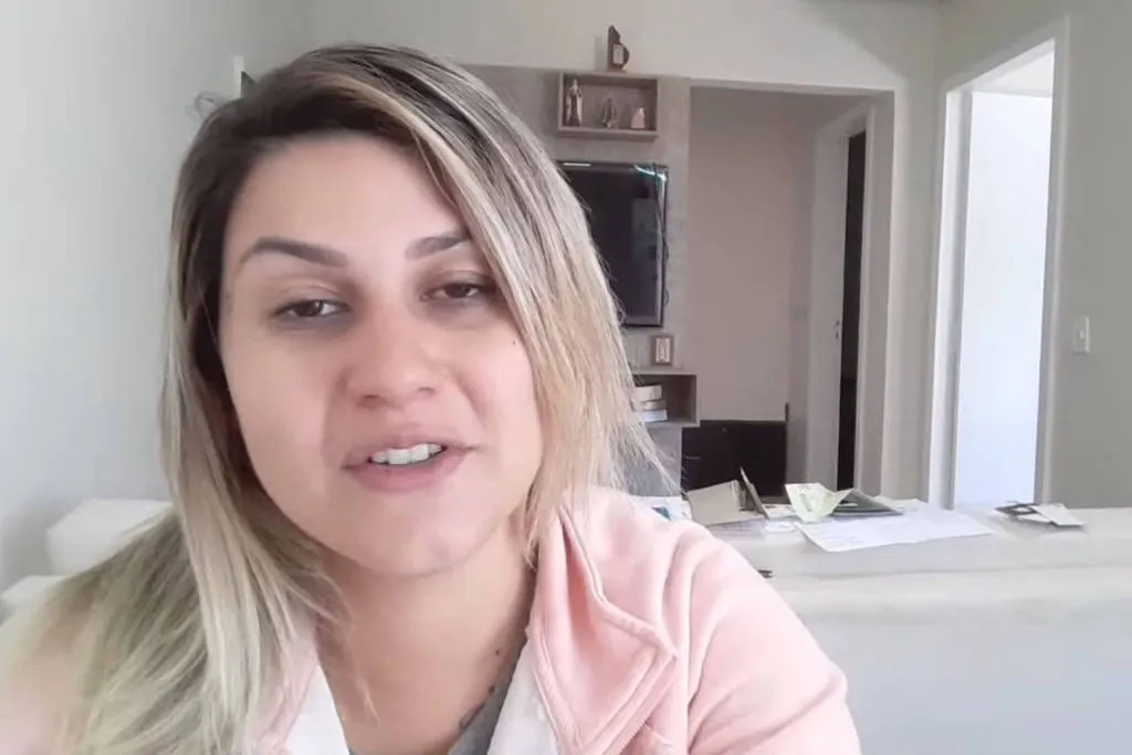 Sara é