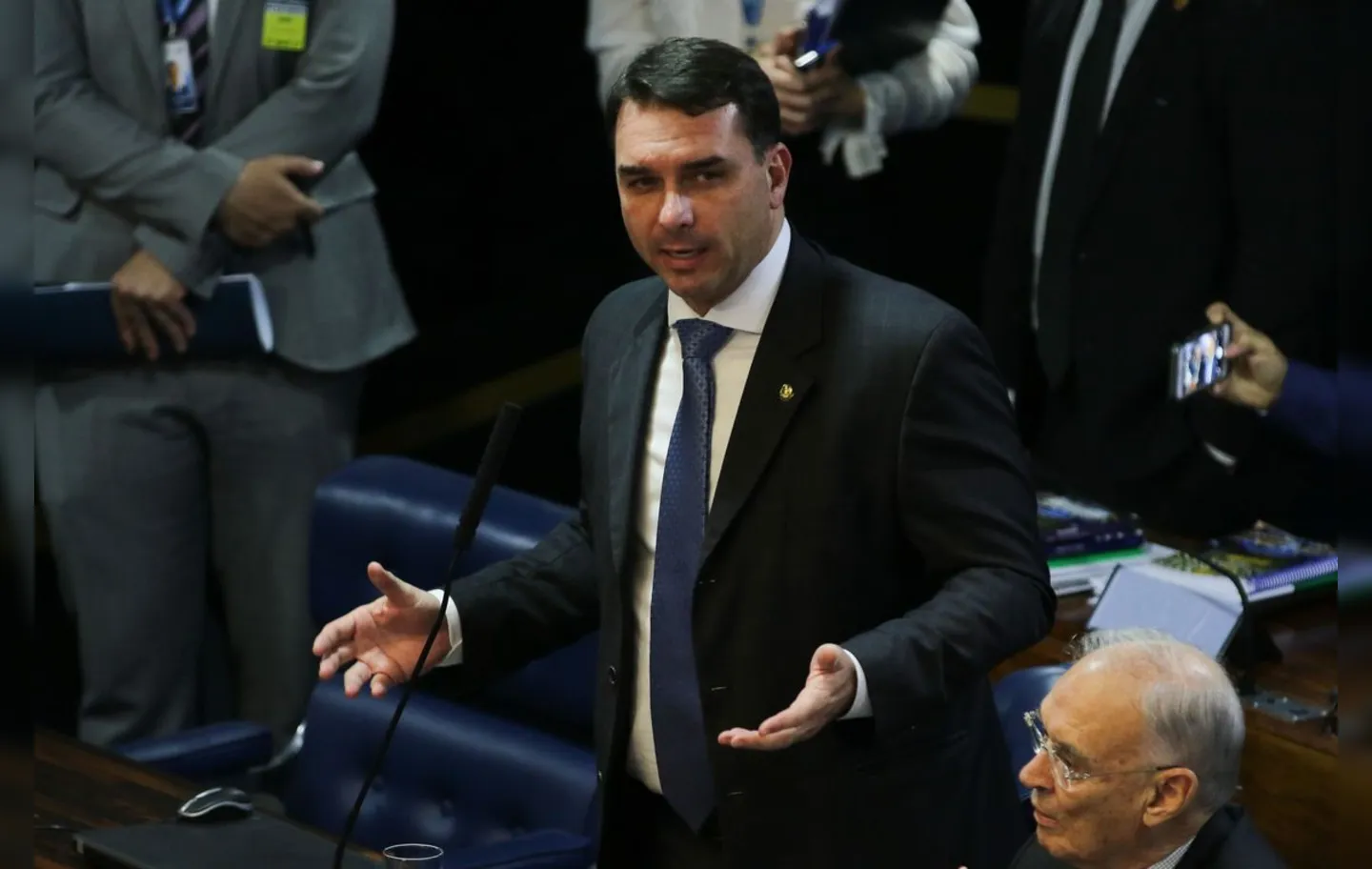 O senador Flávio Bolsonaro é investigado desde janeiro de 2018