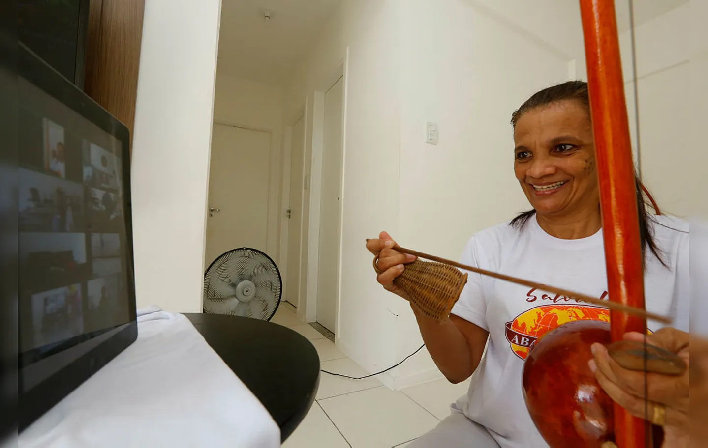 A professora de capoeira Moema Ribas lembra de episódio sexista numa roda | Foto: Rafael Martins | Ag. A TARDE