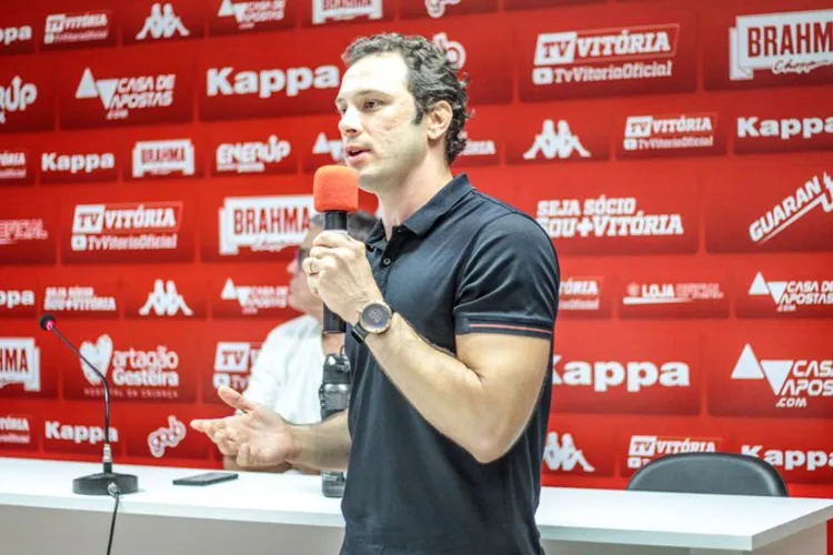 Treinador lamentou falta de chutes | Foto: Divulgação | E.C.Vitória