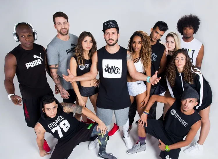 Fit Dance é acusado de baixo salário e exigência de exclusividade dos bailarinos