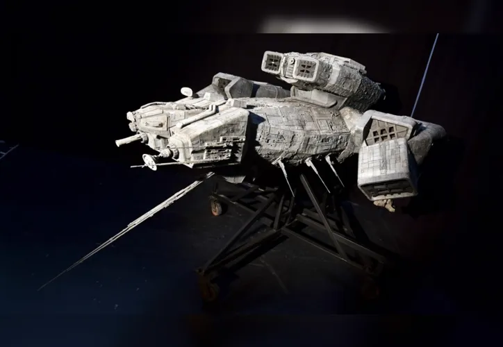 Imagem ilustrativa da imagem Capacete de "Top Gun" e nave de "Alien" serão leiloados em Hollywood