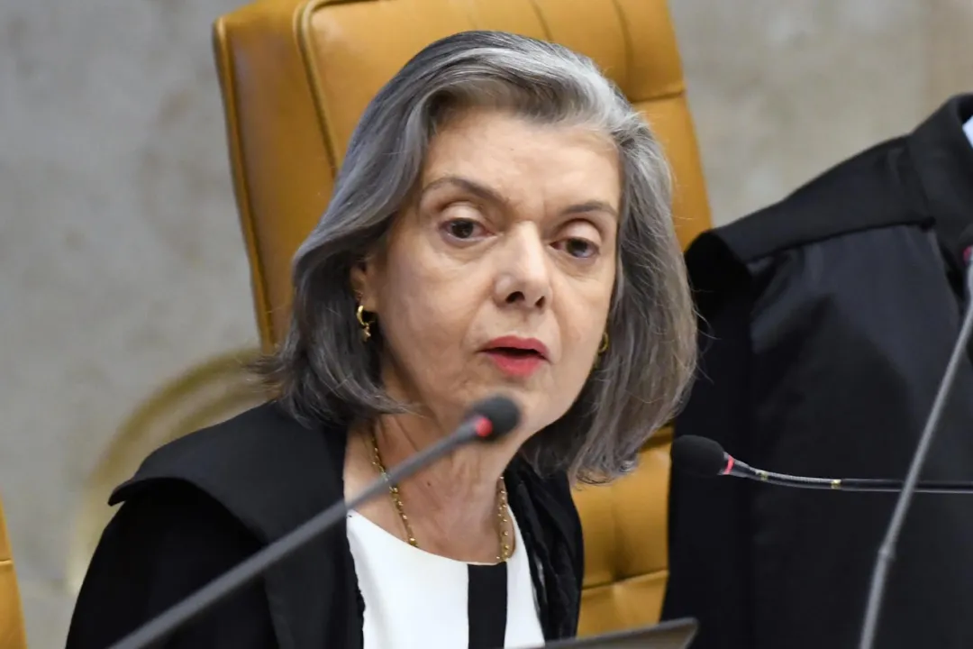 Ministra do STF, Cármen Lúcia, disse que arapongagem é crime