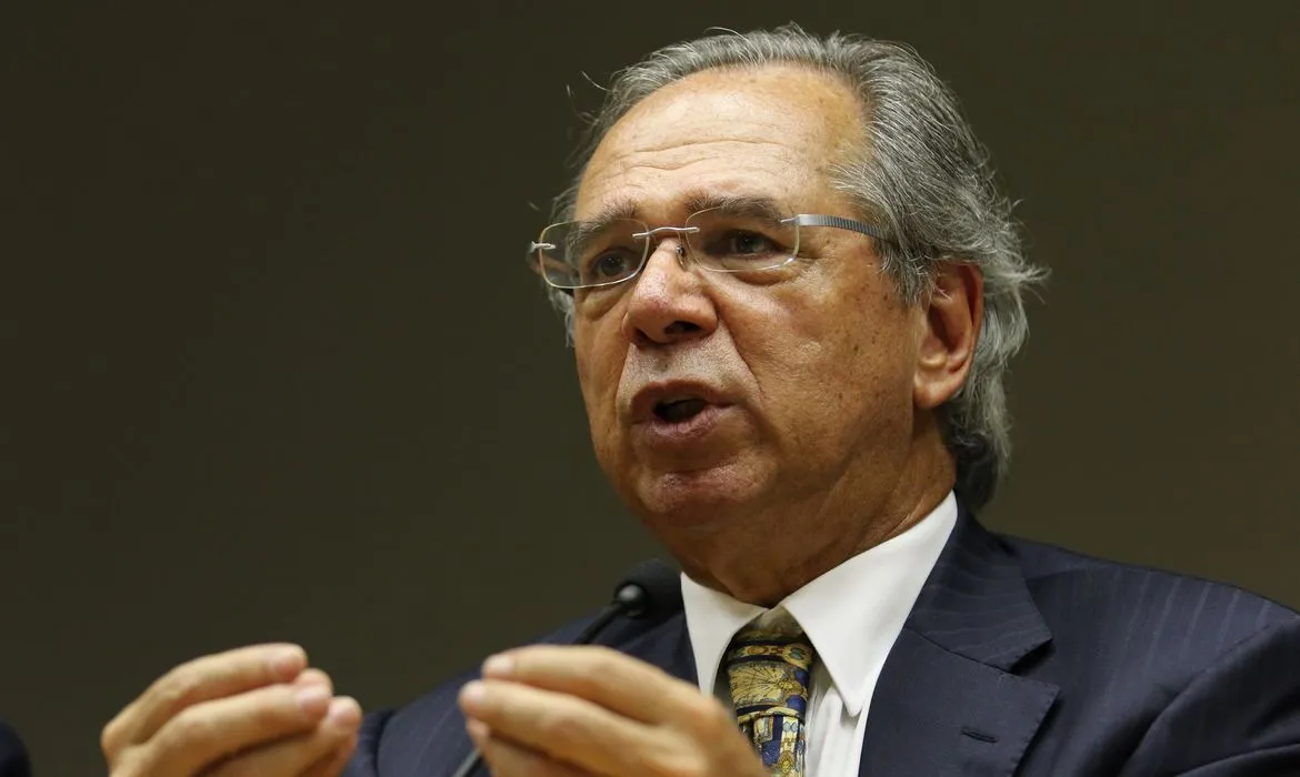 Paulo Guedes subiu o tom ao responder à críticas sobre a política de preservação ambiental brasileira