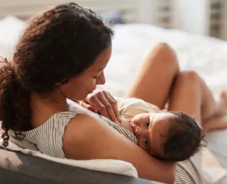 Agosto Dourado: amamentação previne doenças da infância