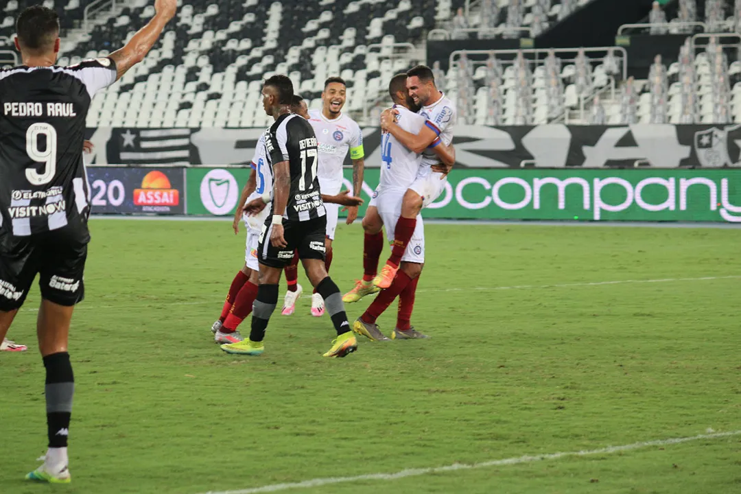 O atacante tirou a "zica" no Engenhão após longo período sem marcar | Foto: Rafael Machaddo | EC Bahia