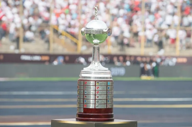 Taça chega neste sábado | Foto: Alexandre Vidal | Flamengo