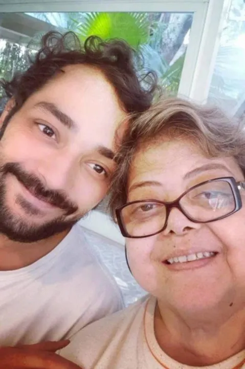 Durante o período de isolamento social, Edu esteve cuidando da mãe e da avó | Foto: Reprodução | Instagram