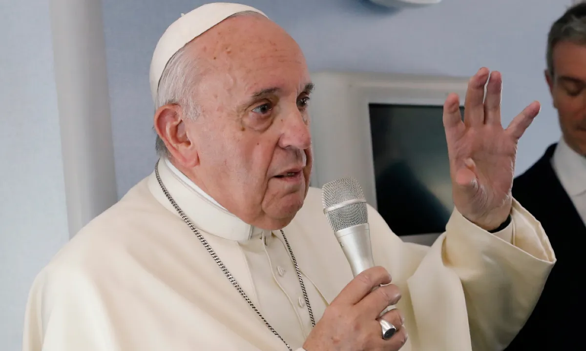 Pontífice argentino retoma os temas sociais abordados ao longo de sete anos e meio de pontificado | Foto: Remo Casilli | AFP