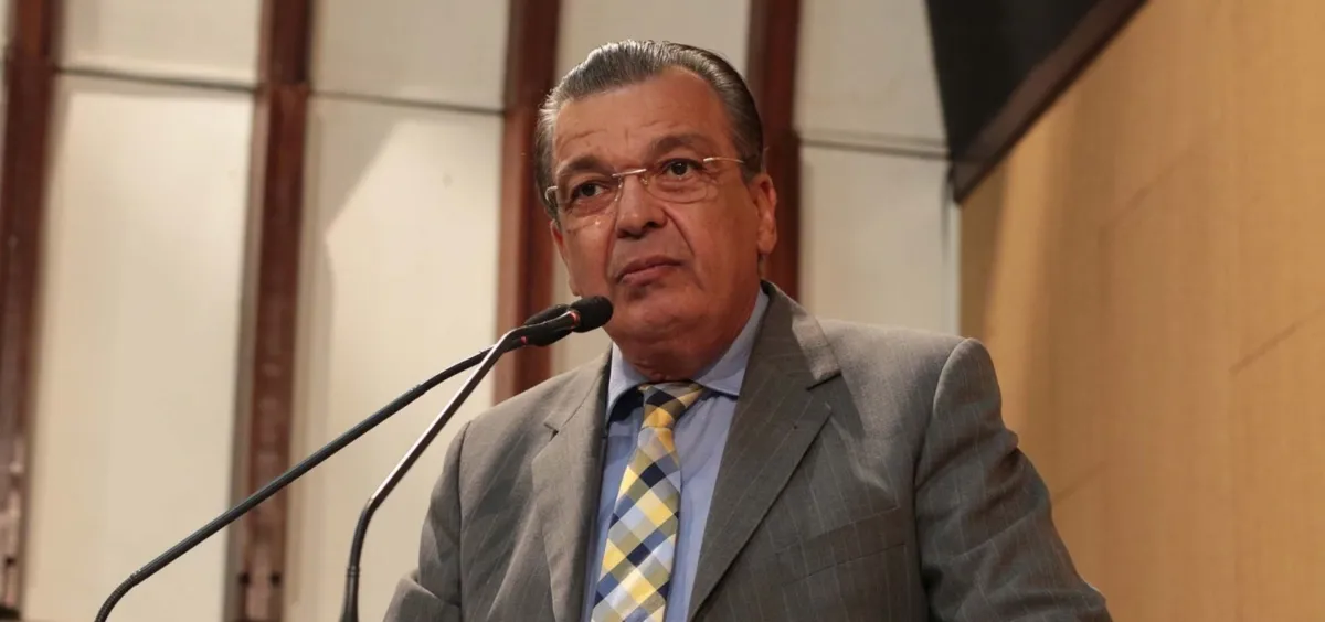 O deputado estadual Targino Machado (DEM) foi cassado pelo TRE