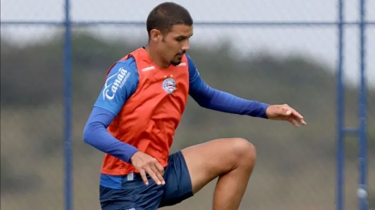 O defensor de 23 anos tem contrato com o Tricolor até o final de 2022 | Foto: Felipe Oliveira | EC Bahia