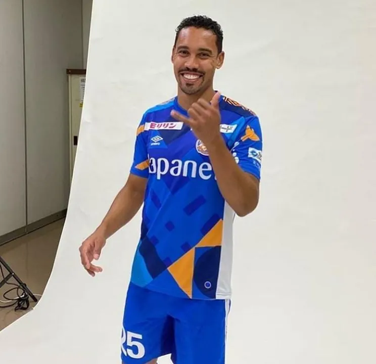 Jogador será atleta do V-Varen Nagasaki | Foto: Divulgação | V-Varen Nagasaki