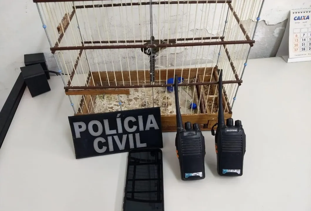 Com ele foram encontrados rádios comunicadores | Foto: Divulgação | SSP