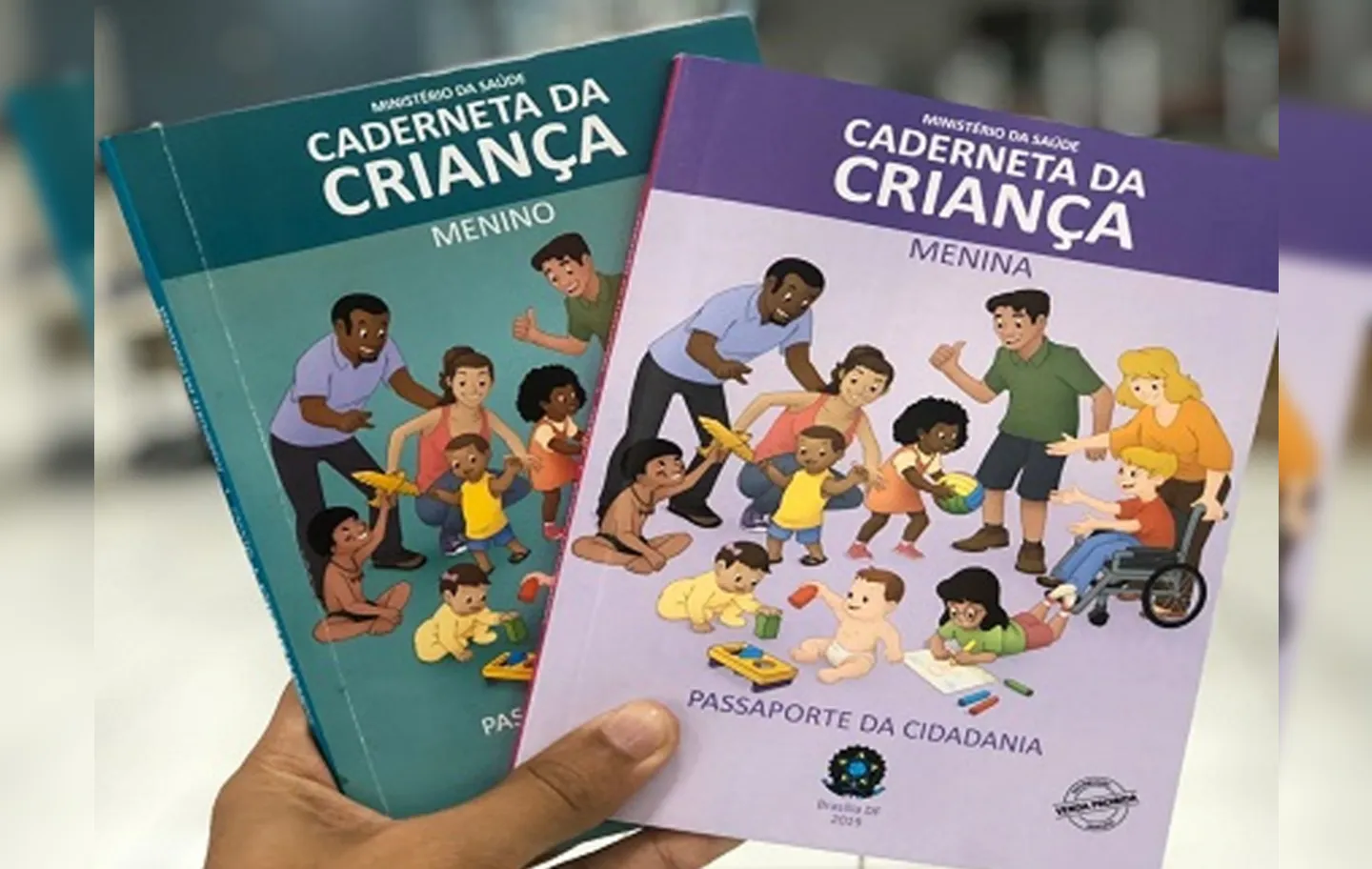 Documento é separado em duas edições: menino e menina | Foto: Divulgação | Ministério da Saúde