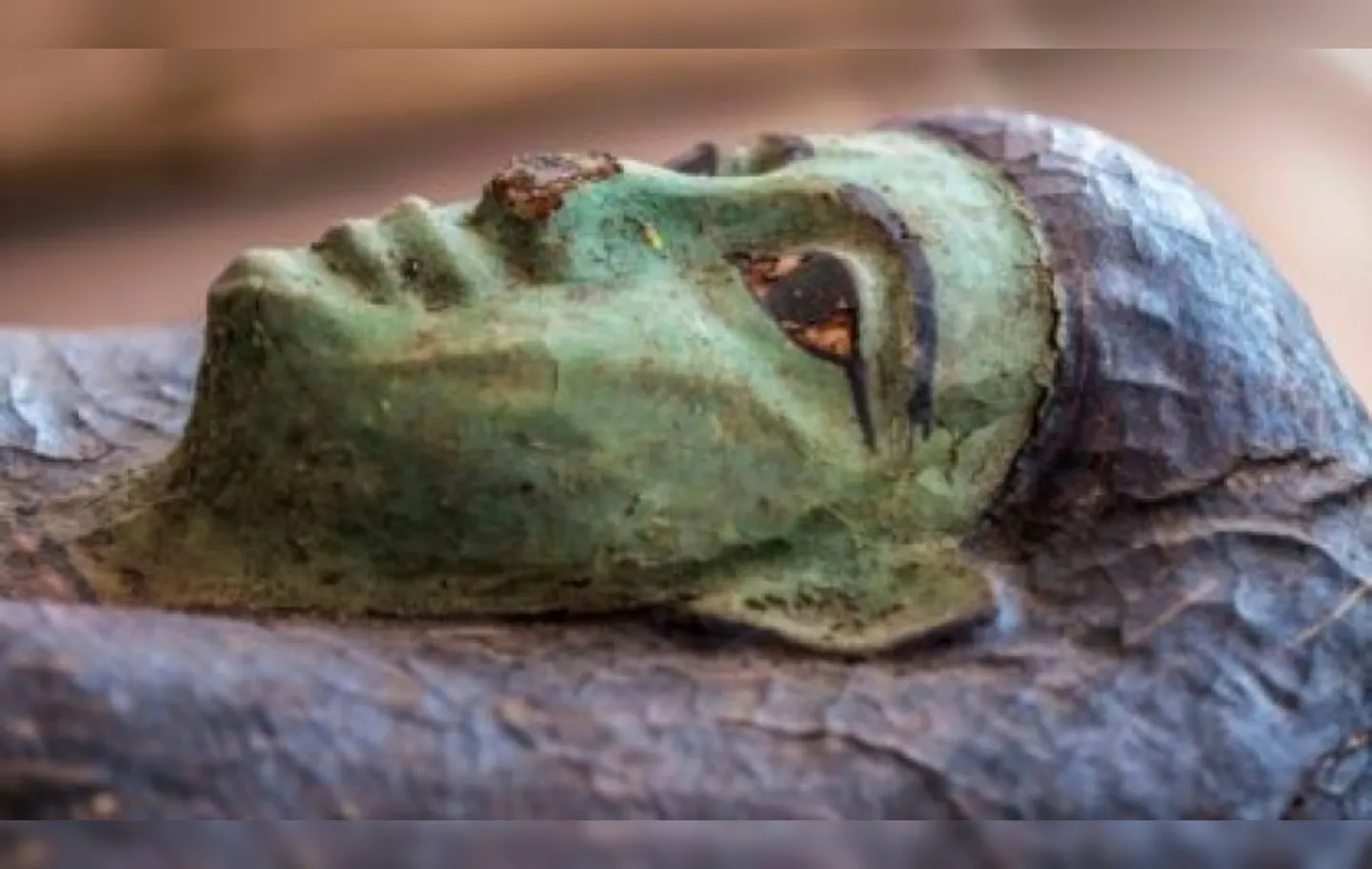 Descoberta ocorreu em Saqqara, necrópole da antiga capital egípcia de Mênfis, sítio do Patrimônio Histórico da Unesco | Foto: AFP