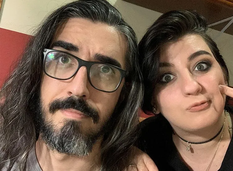 Casal do Casamento Nerd participa de live da ACBEU | Foto: Divulgação
