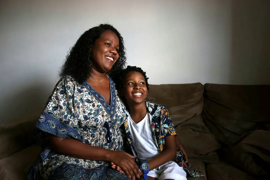 Elane Nascimento se orgulha da autoestima do filho João | Foto: Felipe Iruatã | Ag. A TARDE