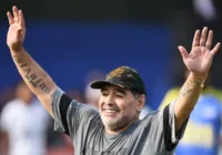 Famosos lamentam morte do craque Diego Maradona
