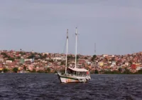 Margens do presente da Ribeira, cartão-postal da Península de Itapagipe