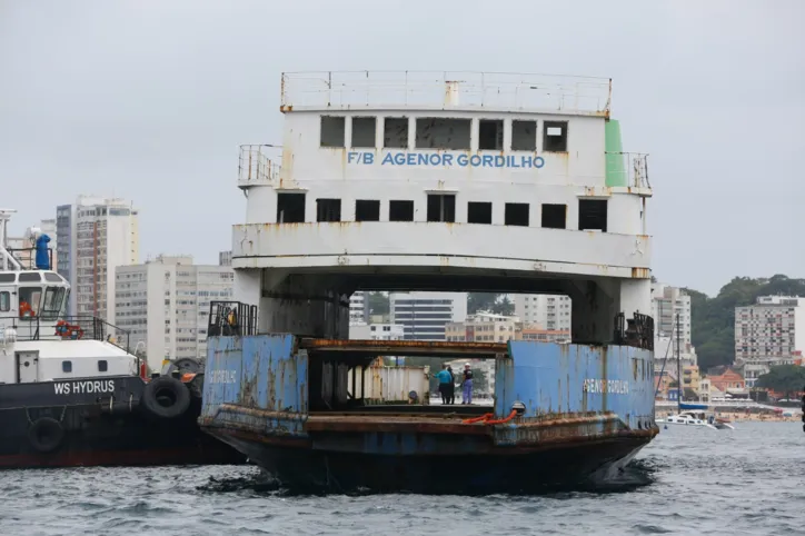 Afundamento do ferry Agenor Gordilho pode aquecer turismo subaquático na Bahia