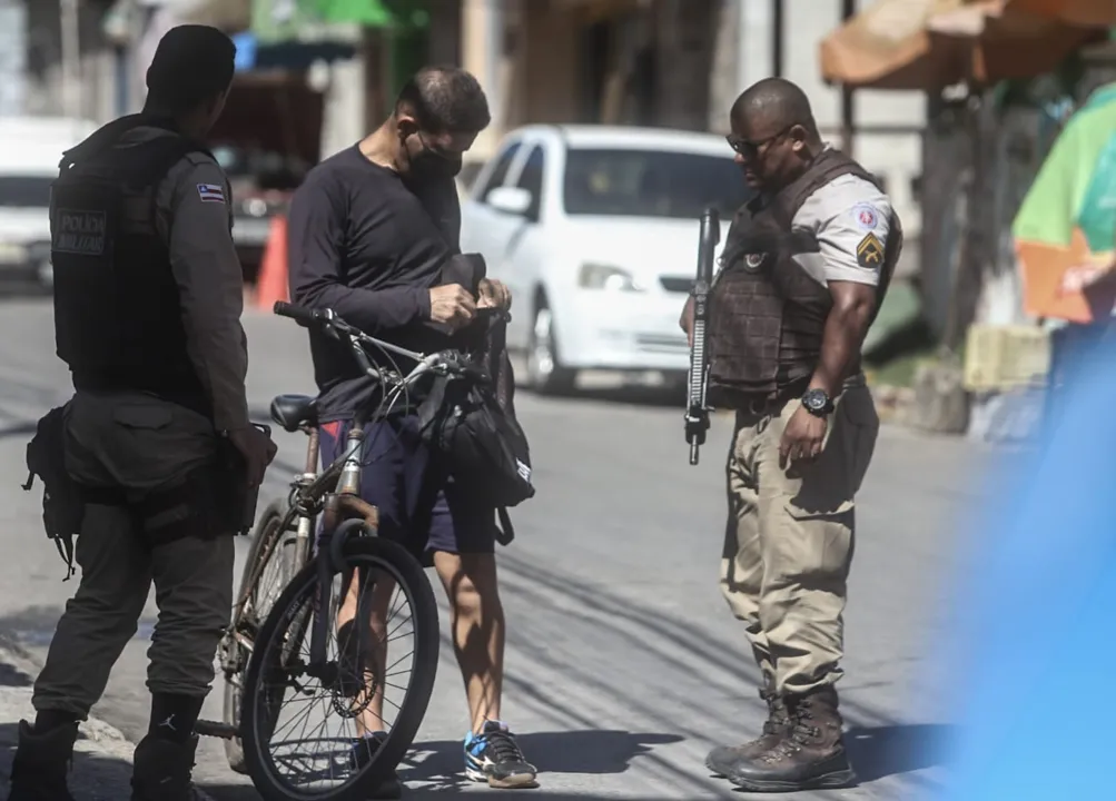 Nas investidas, sete policiais foram feridos, de acordo com números da SSP-BA