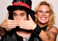 Casal apresenta espetáculo 'Rock + Humor'no Teatro SESI Rio Vermelho