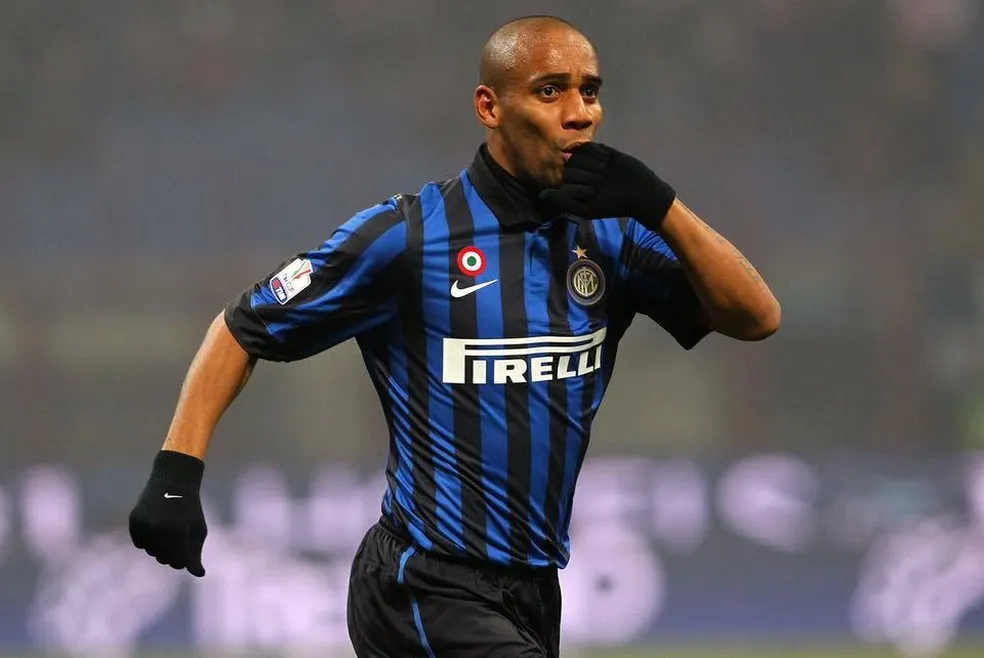 Brasileiro viveu o melhor momento de sua carreira com a camisa da Inter de Milão | Foto: Reprodução