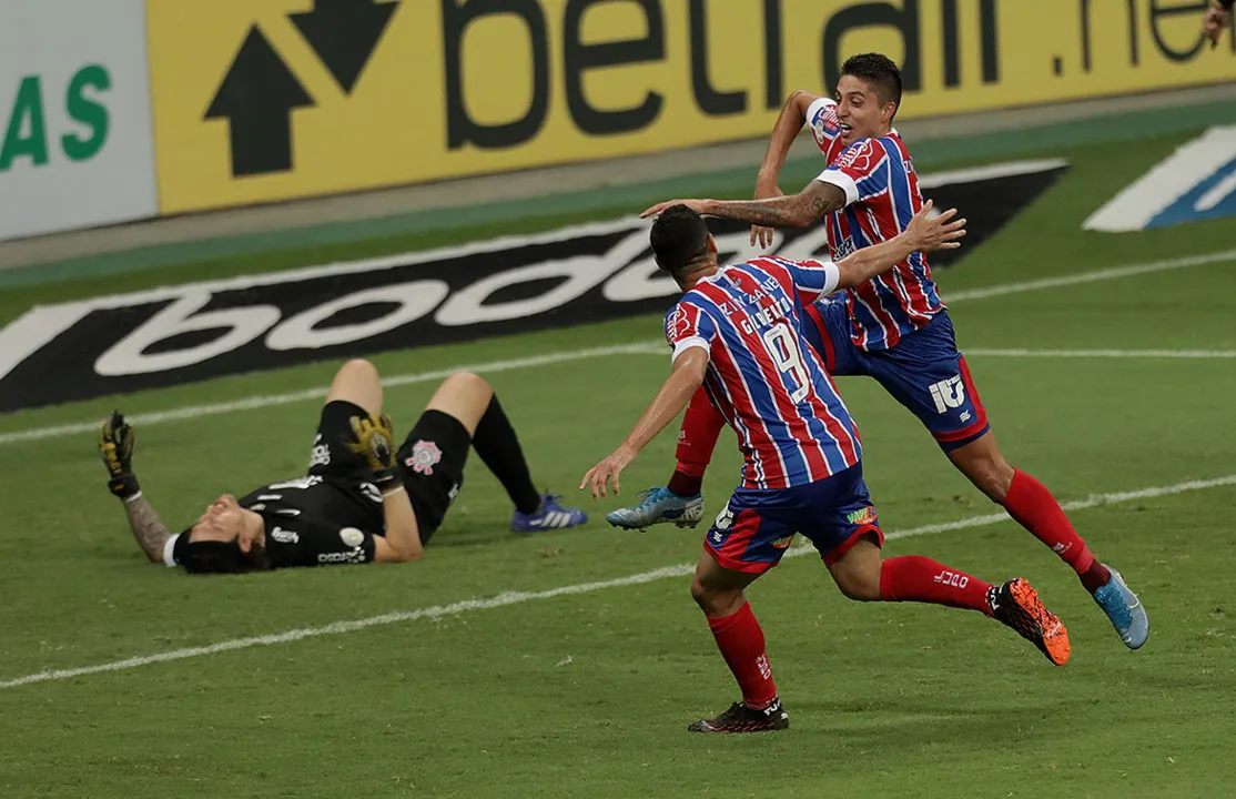Gilberto e Índio Ramírez marcam os gols para o Tricolor de Aço | Foto: Uendel Galter | Ag. A TARDE
