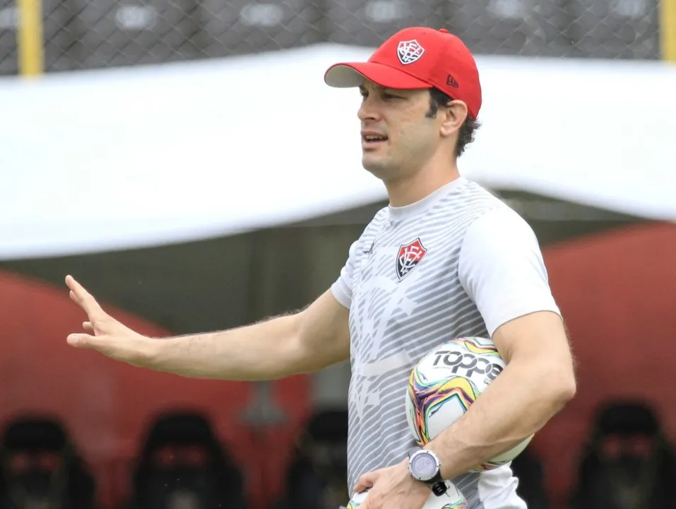Pivetti chega à Tombense após uma passagem sem muito sucesso no Rubro-Negro baiano | Foto: Letícia Martins | EC Vitória