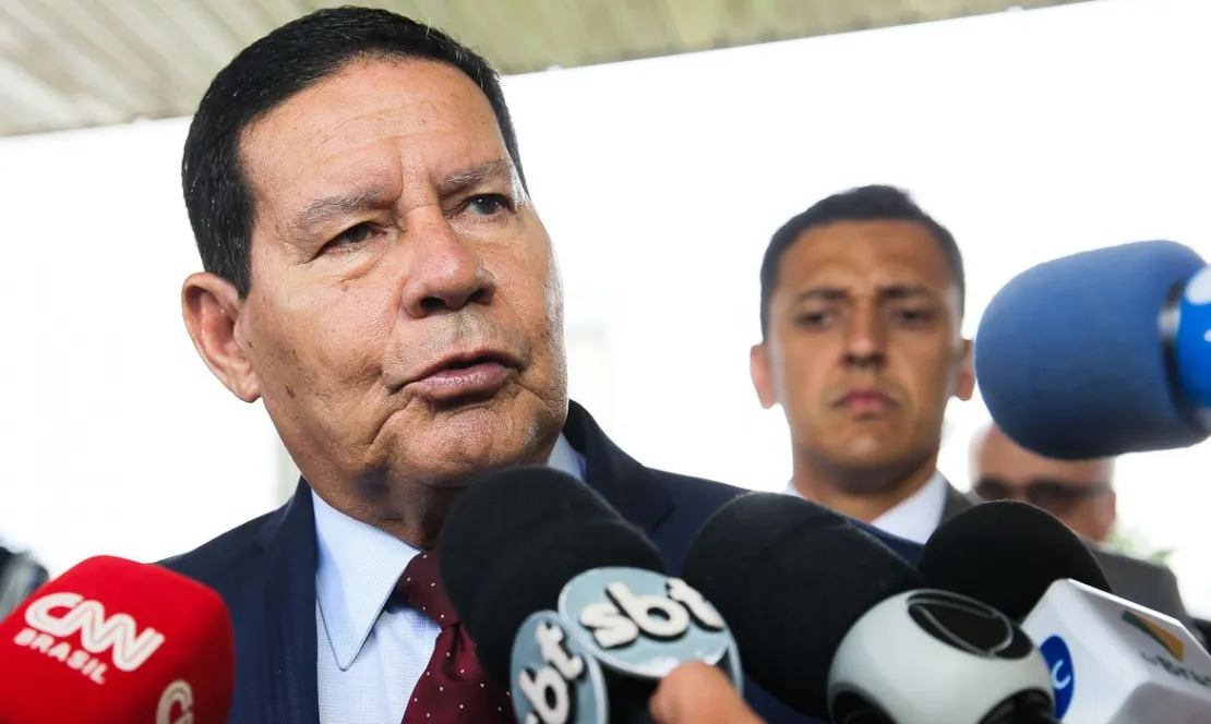 Mourão foi diagnosticado com covid-19 no fim de dezembro e estava em isolamento na residência oficial do Jaburu | Foto: Antonio Cruz | Agência Brasil