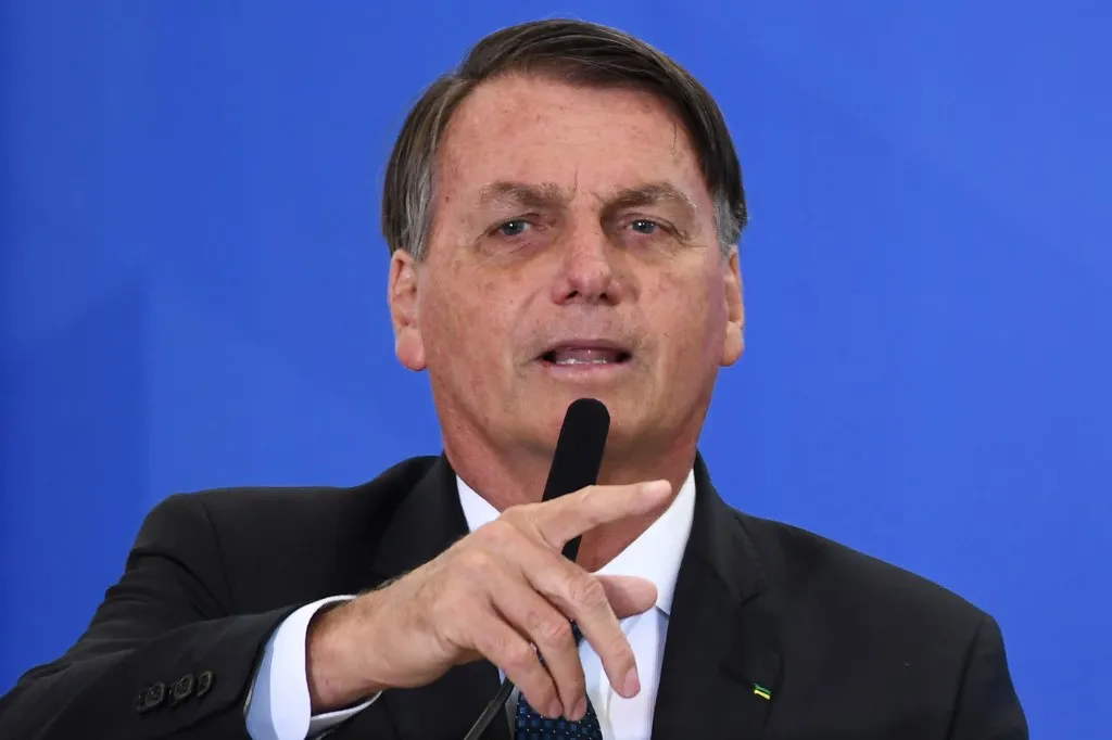 Em 2019, Bolsonaro atacou várias vezes Macron nas redes sociais | Foto: Evaristo Sa | AFP