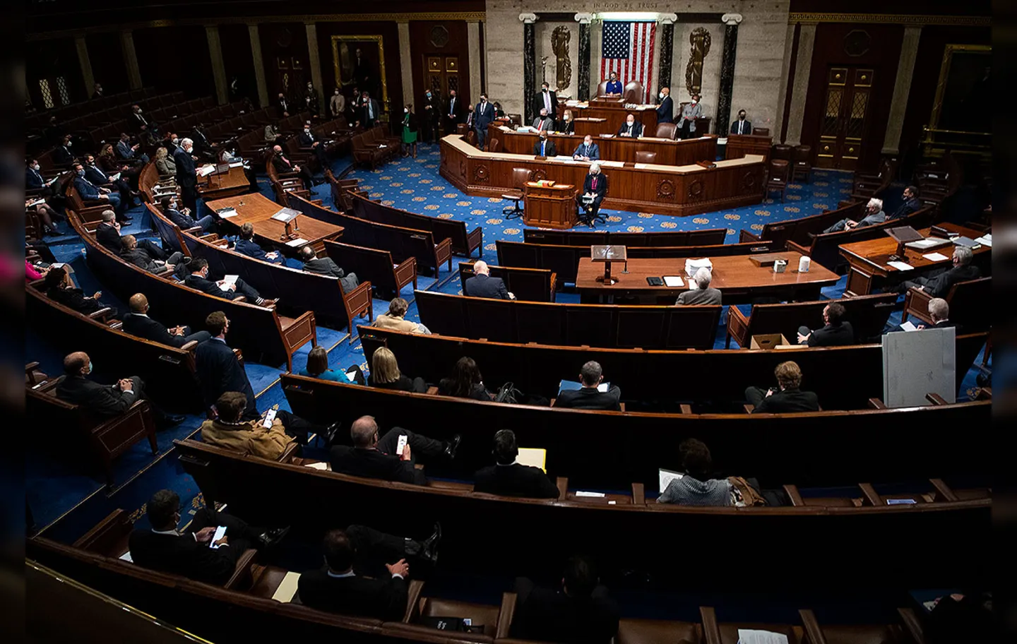 Congresso dos EUA retomou sessão depois da invasão pró-Trump | Foto: Getty Images via AFP