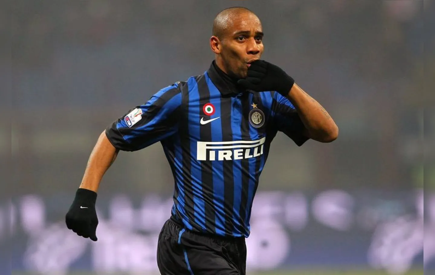 Brasileiro viveu o melhor momento de sua carreira com a camisa da Inter de Milão | Foto: Reprodução
