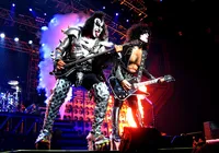 Clientes reclamam da falta de posicionamento sobre shows cancelados pela pandemia