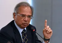 Guedes diz que vai compensar isenção de tributos federais sobre diesel e gás de cozinha