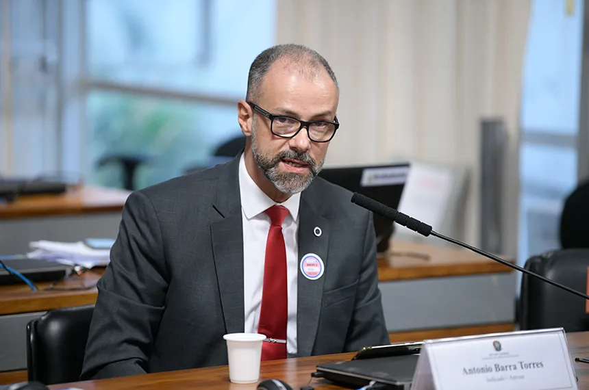 Presidente do órgão foi convocado após requerimento para apurar motivos da Anvisa ter negado autorização à vacina Sputnik V, produzida pelo laboratório russo Gamaleya