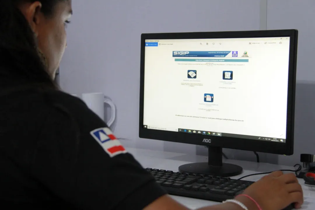 Mensagens eletrônicas enganosas visam a coletar dados pessoais ou realizar ações indevidas