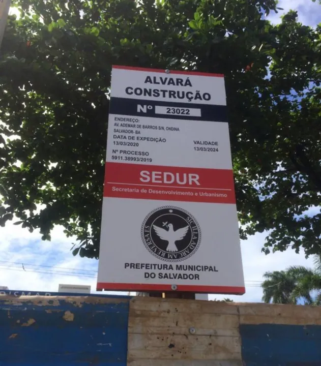Prefeitura autorizou obra em área pública, o que causou questionamento do Ministério Público