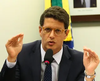 Ministro do Meio Ambiente é diagnosticado com Covid-19