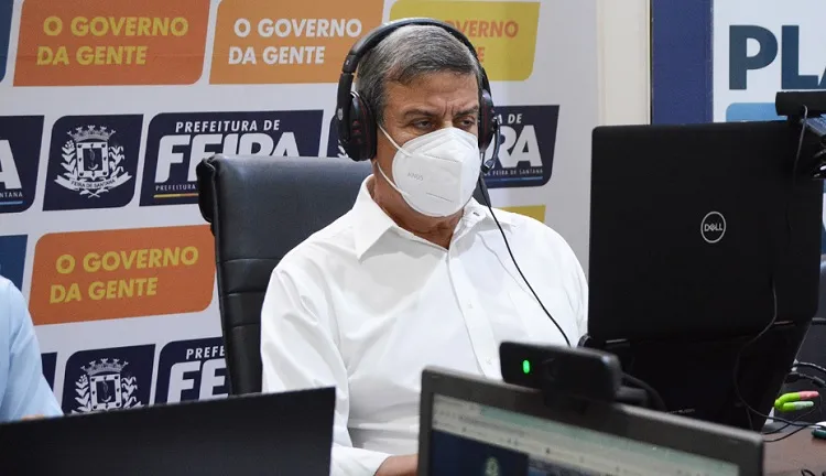 Prefeito Colbert Martins falou sobre situação da pandemia no município em coletiva / Foto: Jorge Magalhães | PMFS