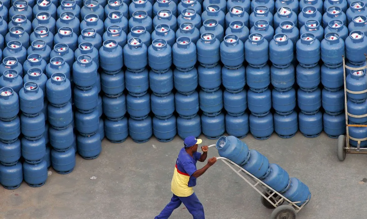 Na Bahia, vale-gás ainda cobre preço, mas a média nacional deve subir em 2022 | Foto: Agência Brasil