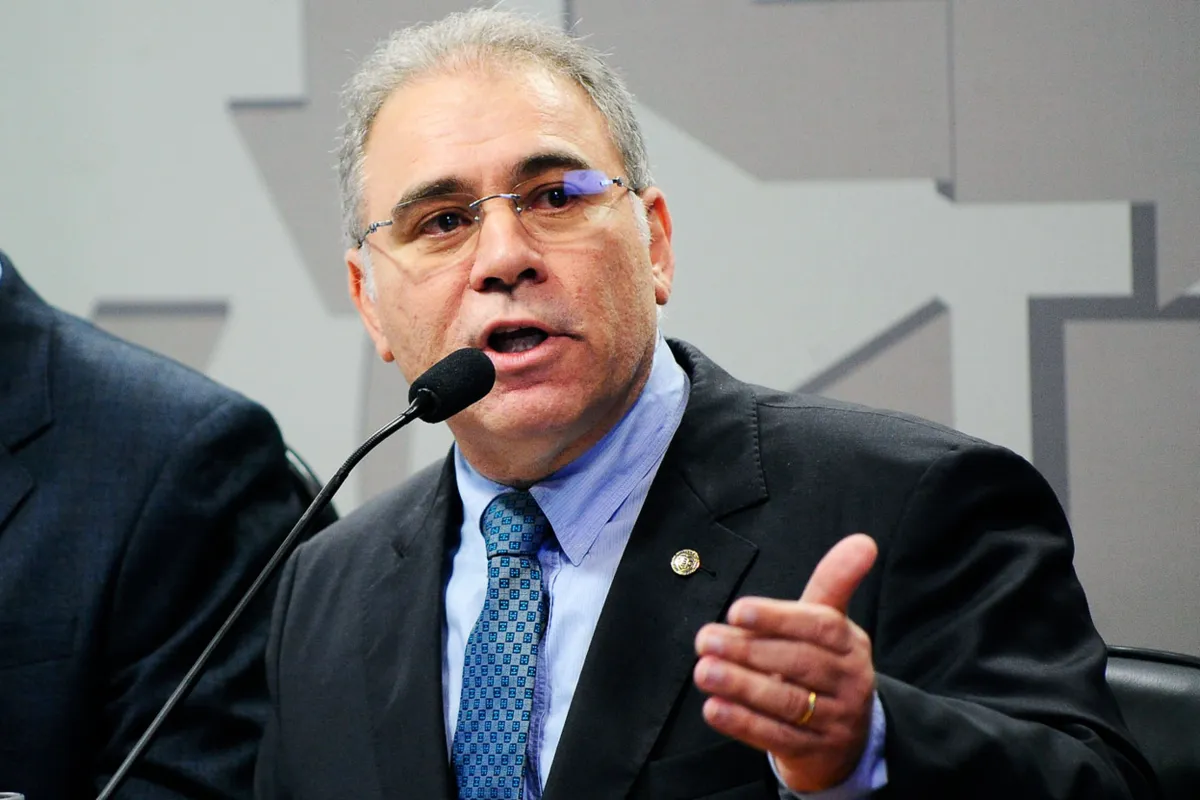Marcelo Queiroga deu declarações mostrando alinhamento com a posição de Bolsonaro