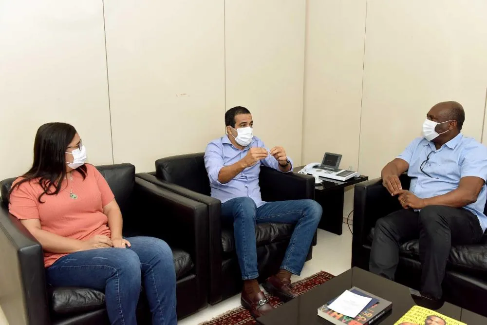 Prefeito lamentou a perda do vereador nas redes sociais: "Era um amigo próximo, esteve junto conosco nas últimas campanhas pro governo do estado e prefeituras"