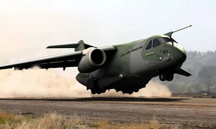 Dos quatro militares presos, dois estavam lotados no GSI quando uma organização criminosa, segundo a Justiça Militar, passou a usar aeronaves oficiais para transportar entorpecentes | Foto: Divulgação | Embraer