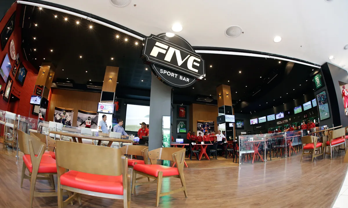 A Seleção dos Chefs é um evento interno criado pelo Grupo Five, com duração de quatro dias, que conta com a capacitação de lideranças na cozinha