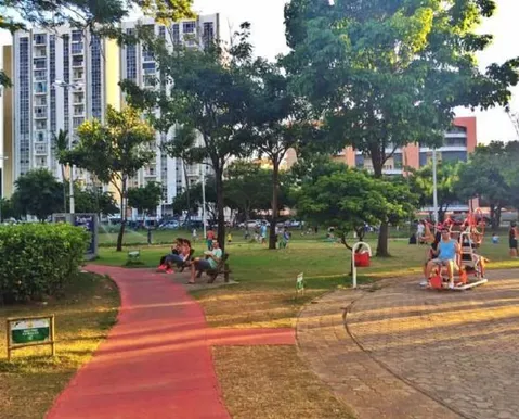 Praça Ana Lúcia Magalhães: mais do que um espaço de lazer e socialização
