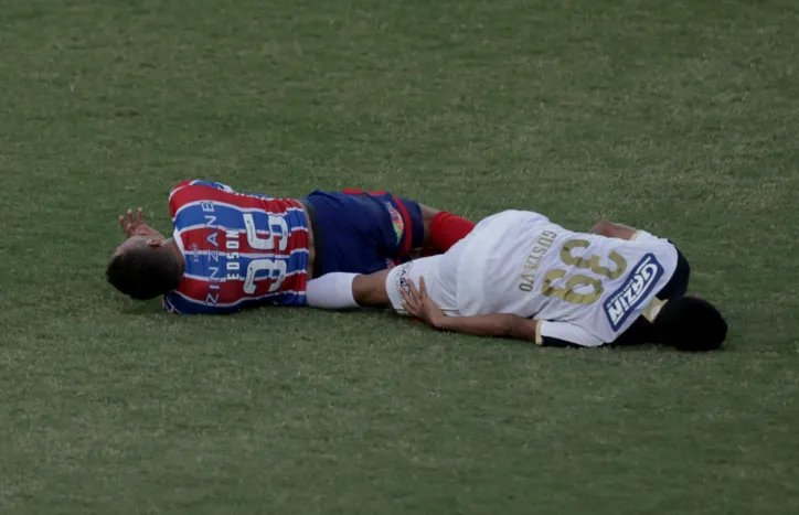 Bahia goleia o Sport e assume a liderança do grupo A do Nordestão